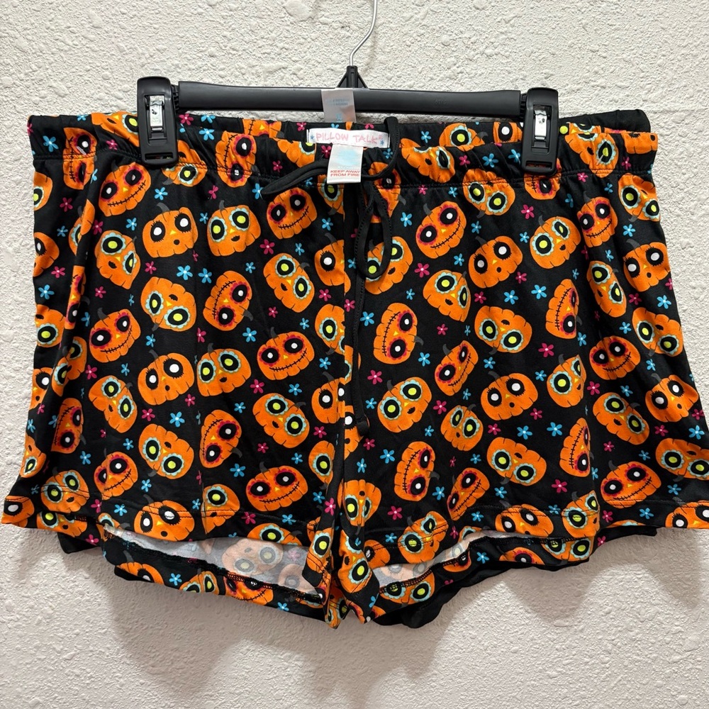 Pillow Talk Two Pack Halloween Day of the Dead Pumpkins  & Black PJ Shorts Sz XL